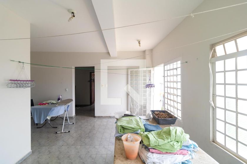 Casa à Venda - Vila Brandina, 4 Quartos,  540 m2 em , Campinas - sp | SoloBR