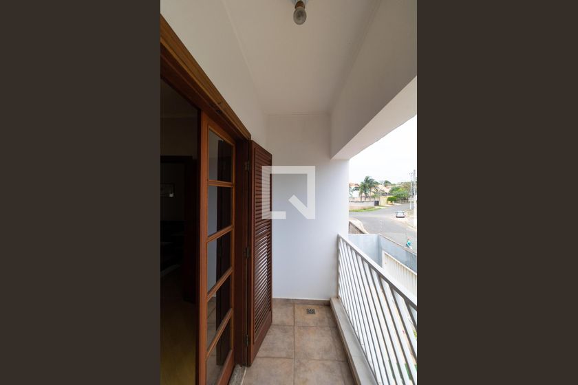 Casa à Venda - Vila Brandina, 4 Quartos,  540 m2 em , Campinas - sp | SoloBR