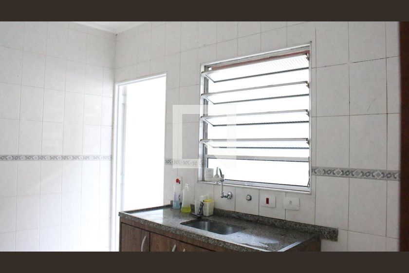 Casa, 2 quartos, 185 m² - Foto 35