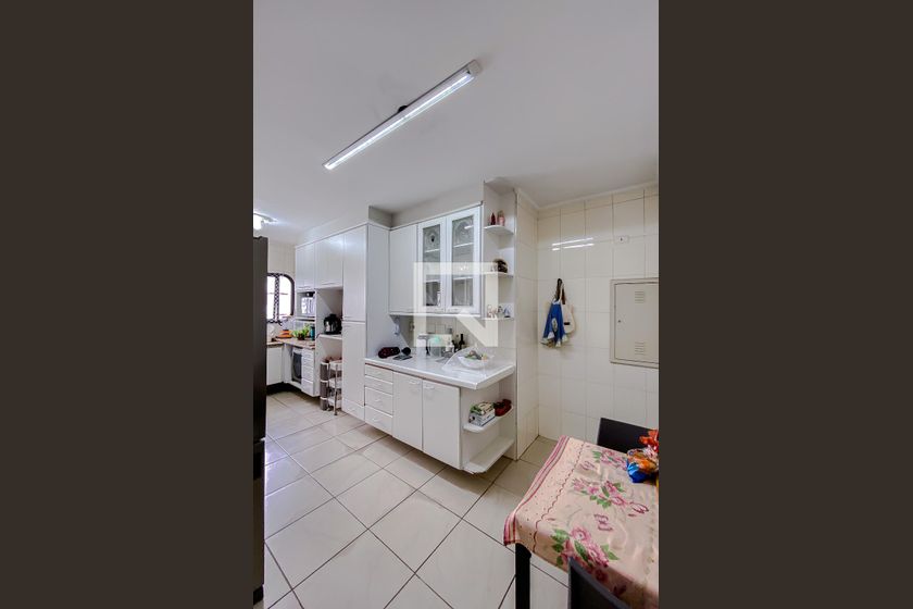 Apartamento, 3 quartos, 200 m² - Foto 157