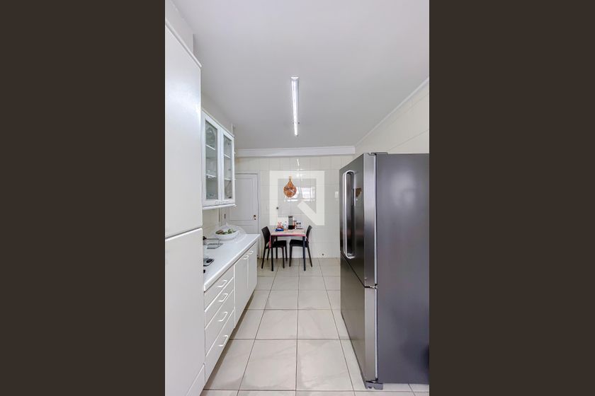Apartamento, 3 quartos, 200 m² - Foto 171
