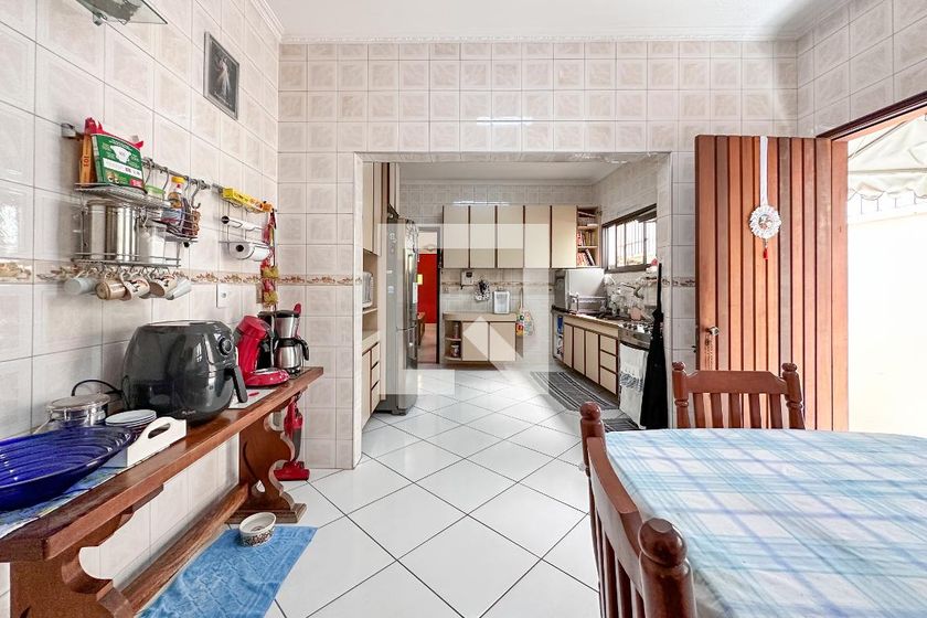 Casa, 3 quartos, 270 m² - Foto 117