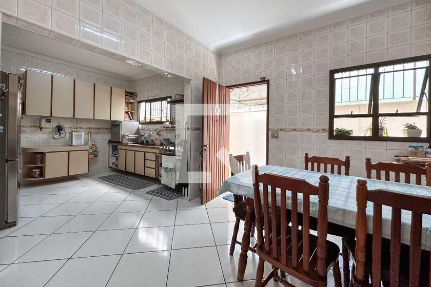 Casa, 3 quartos, 270 m² - Foto 131