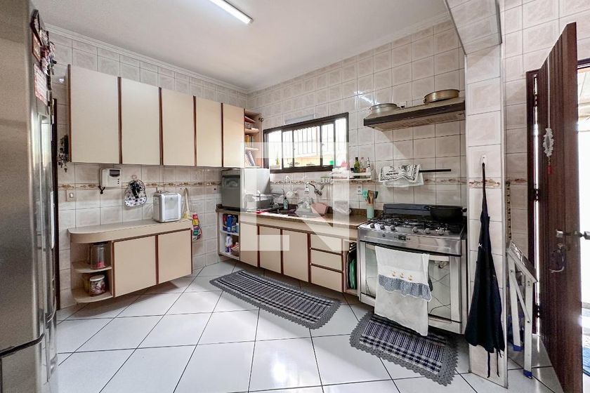 Casa, 3 quartos, 270 m² - Foto 133