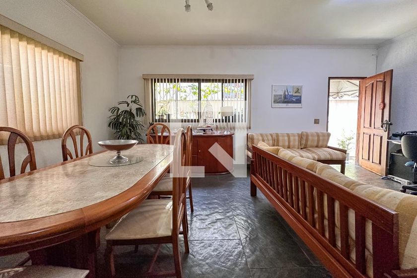 Casa, 3 quartos, 270 m² - Foto 13