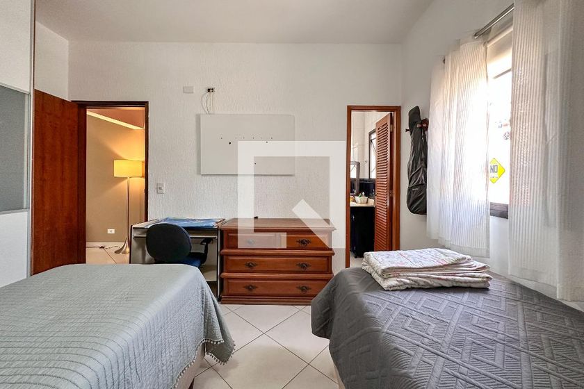 Casa, 3 quartos, 270 m² - Foto 31