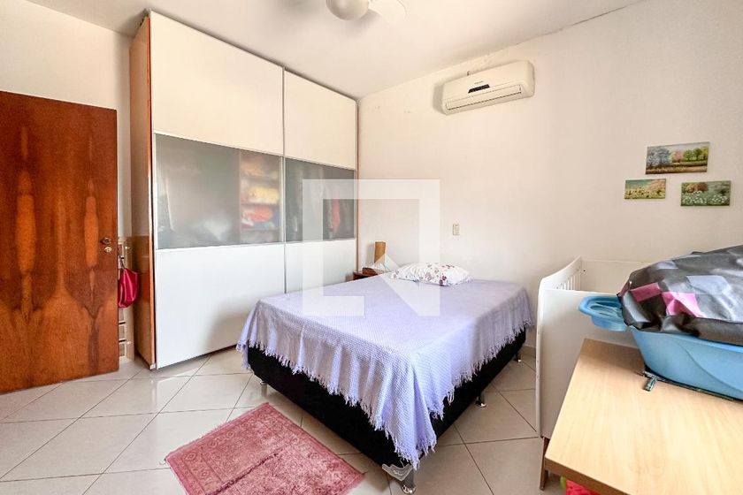 Casa, 3 quartos, 270 m² - Foto 53