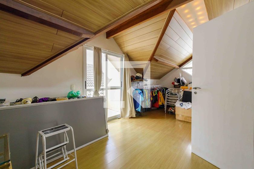Casa, 4 quartos, 220 m² - Foto 47