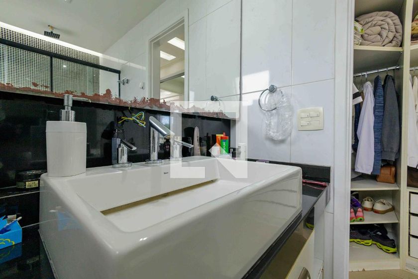 Casa, 4 quartos, 220 m² - Foto 29