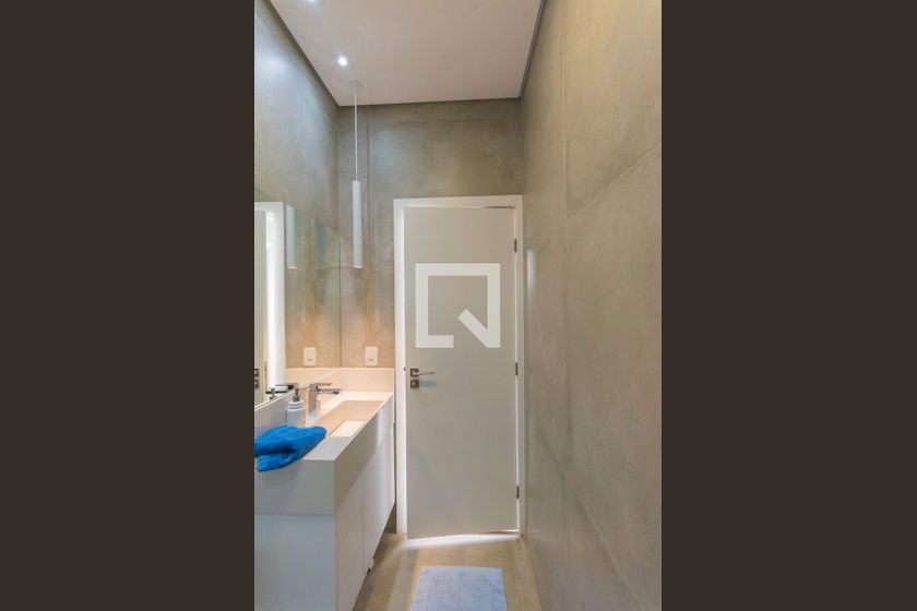 Casa à Venda - Swiss Park, 3 Quartos,  194 m2 em , Campinas - sp | SoloBR