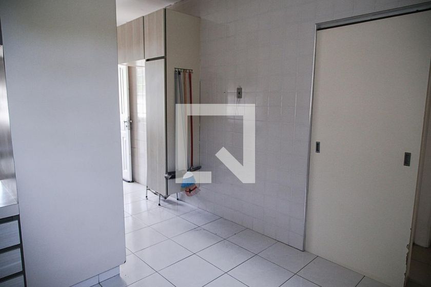 Casa, 3 quartos, 230 m² - Foto 34