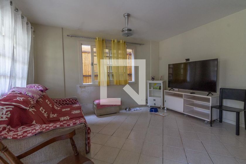 Casa, 5 quartos, 200 m² - Foto 1