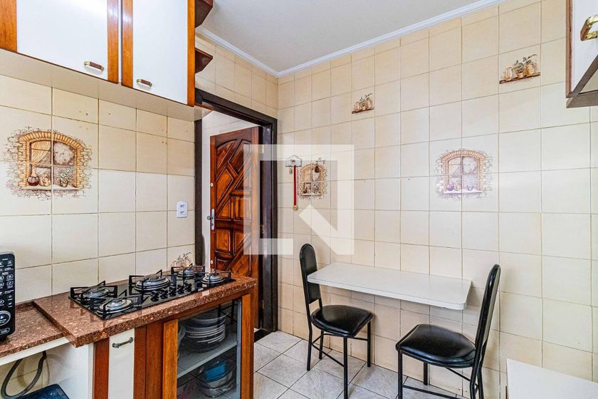 Casa, 3 quartos, 258 m² - Foto 47