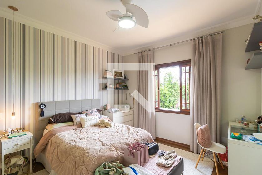 Casa à Venda - Jardim Santana, 4 Quartos,  455 m2 em , Campinas - sp | SoloBR