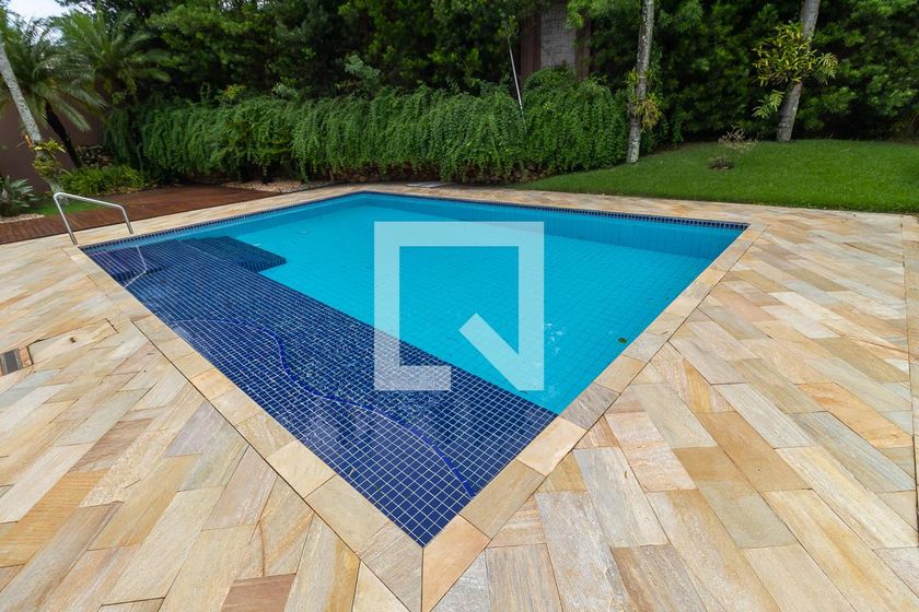 Casa à Venda - Jardim Santana, 4 Quartos,  455 m2 em , Campinas - sp | SoloBR