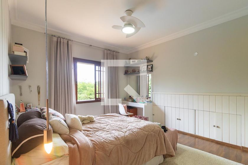 Casa à Venda - Jardim Santana, 4 Quartos,  455 m2 em , Campinas - sp | SoloBR