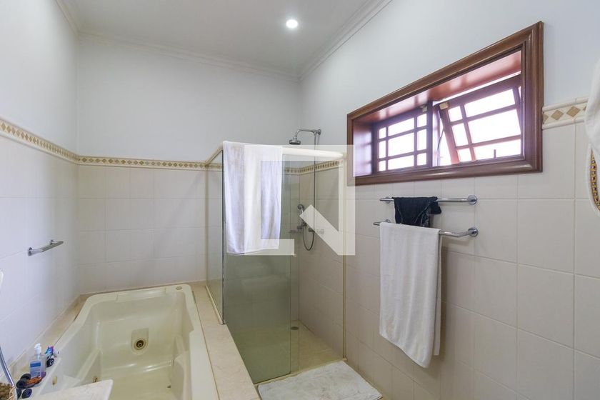 Casa à Venda - Jardim Santana, 4 Quartos,  455 m2 em , Campinas - sp | SoloBR