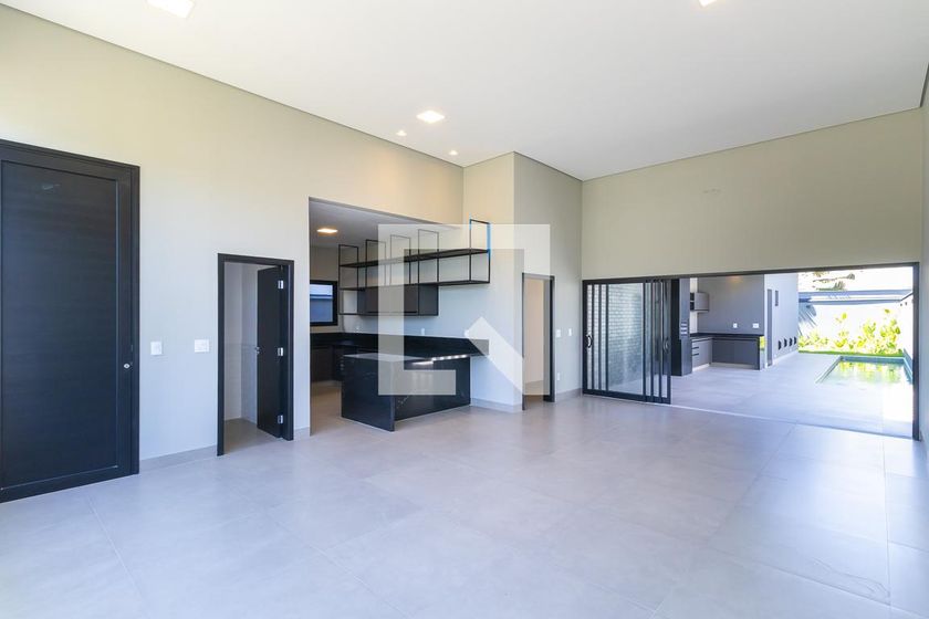 Casa à Venda - Swiss Park, 3 Quartos,  282 m2 em , Campinas - sp | SoloBR