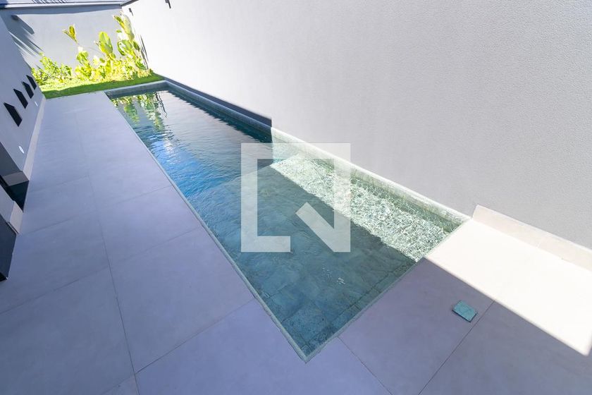 Casa à Venda - Swiss Park, 3 Quartos,  282 m2 em , Campinas - sp | SoloBR