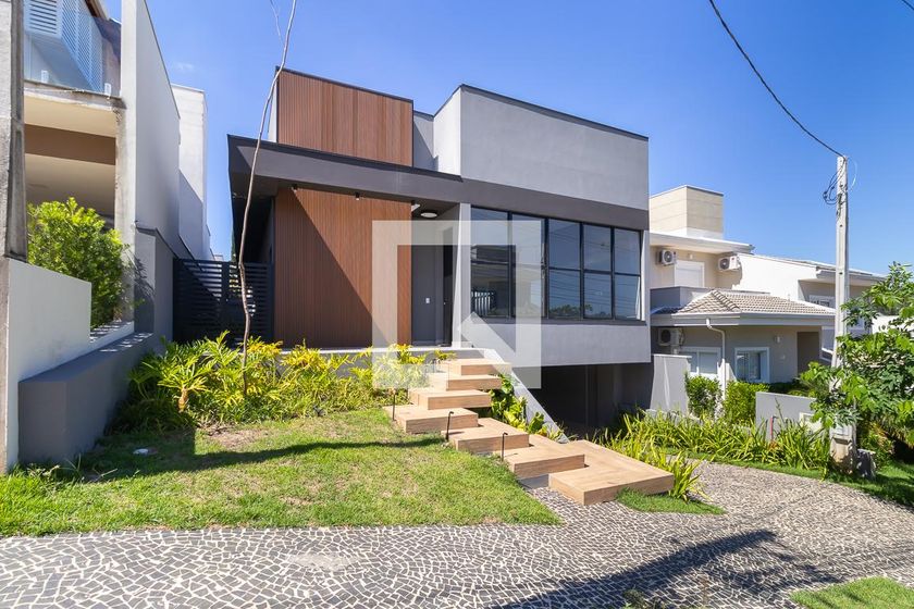 Casa à Venda - Swiss Park, 3 Quartos,  282 m2 em , Campinas - sp | SoloBR