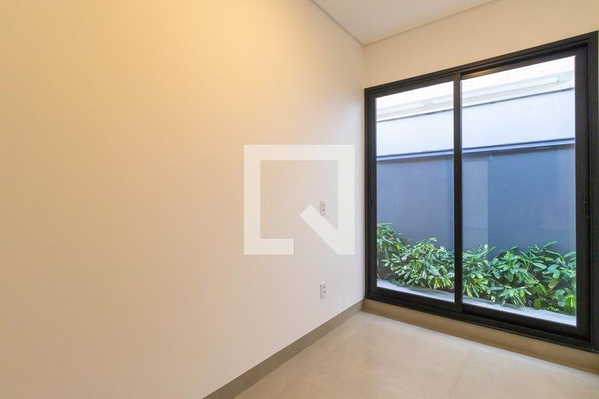 Casa à Venda - Swiss Park, 3 Quartos,  282 m2 em , Campinas - sp | SoloBR