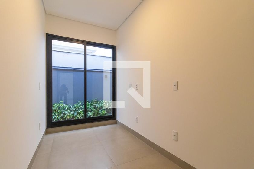 Casa à Venda - Swiss Park, 3 Quartos,  282 m2 em , Campinas - sp | SoloBR
