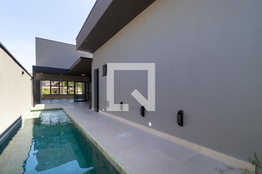 Casa à Venda - Swiss Park, 3 Quartos,  282 m2 em , Campinas - sp | SoloBR