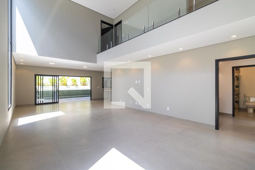 Casa à Venda - Swiss Park, 4 Quartos,  383 m2 em , Campinas - sp | SoloBR