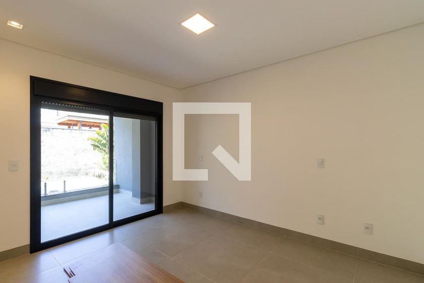 Casa à Venda - Swiss Park, 4 Quartos,  383 m2 em , Campinas - sp | SoloBR