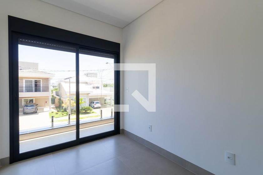 Casa à Venda - Swiss Park, 4 Quartos,  383 m2 em , Campinas - sp | SoloBR