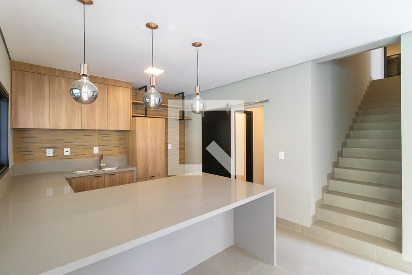 Casa à Venda - Swiss Park, 4 Quartos,  383 m2 em , Campinas - sp | SoloBR