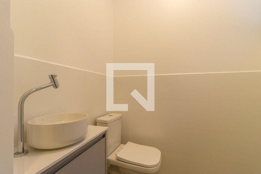 Casa à Venda - Swiss Park, 4 Quartos,  383 m2 em , Campinas - sp | SoloBR