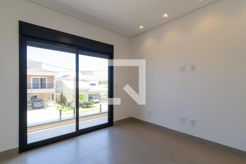 Casa à Venda - Swiss Park, 4 Quartos,  383 m2 em , Campinas - sp | SoloBR
