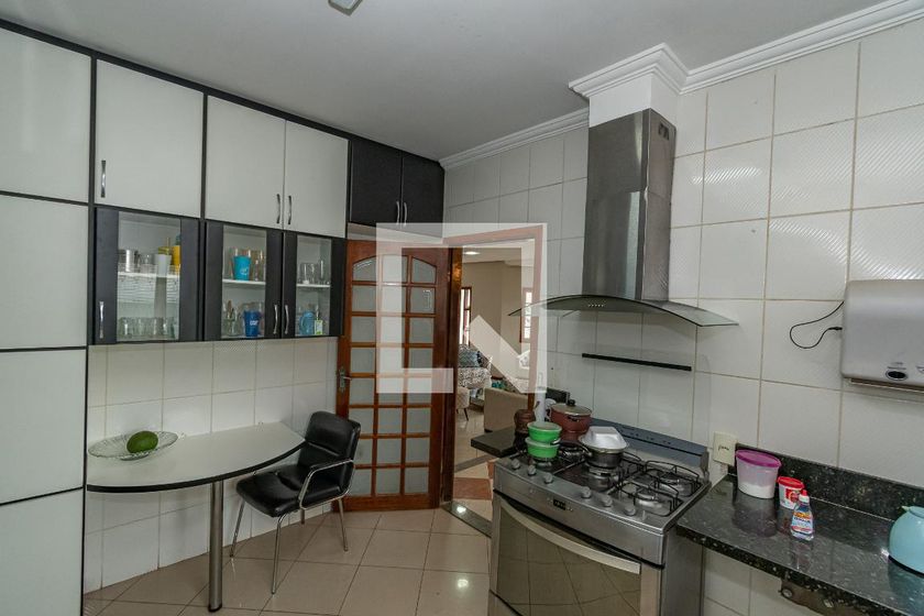 Casa à Venda - Vila Brandina, 4 Quartos,  115 m2 em , Campinas - sp | SoloBR