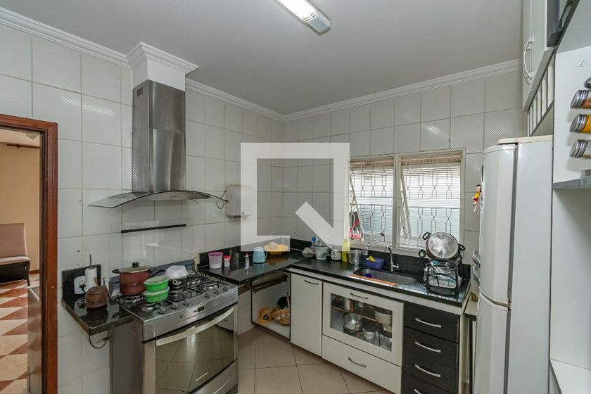 Casa à Venda - Vila Brandina, 4 Quartos,  115 m2 em , Campinas - sp | SoloBR