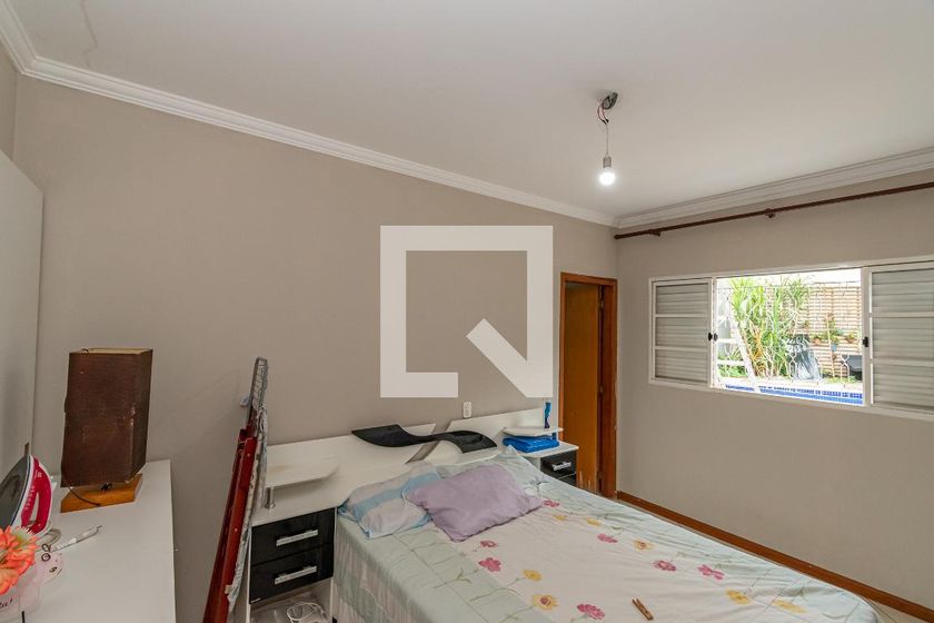 Casa à Venda - Vila Brandina, 4 Quartos,  115 m2 em , Campinas - sp | SoloBR