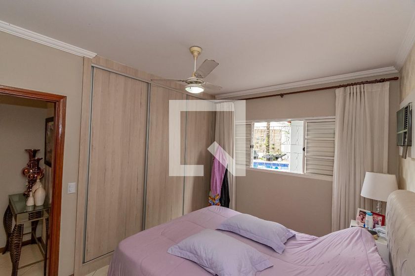Casa à Venda - Vila Brandina, 4 Quartos,  115 m2 em , Campinas - sp | SoloBR