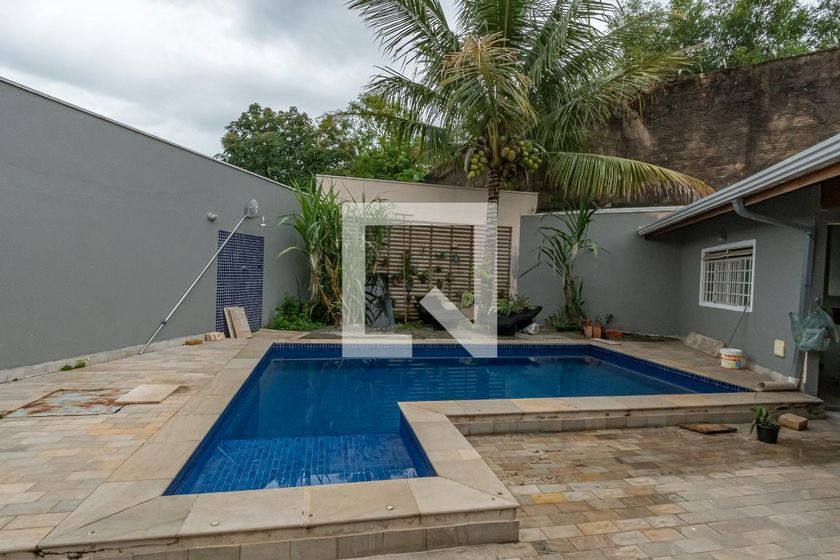Casa à Venda - Vila Brandina, 4 Quartos,  115 m2 em , Campinas - sp | SoloBR