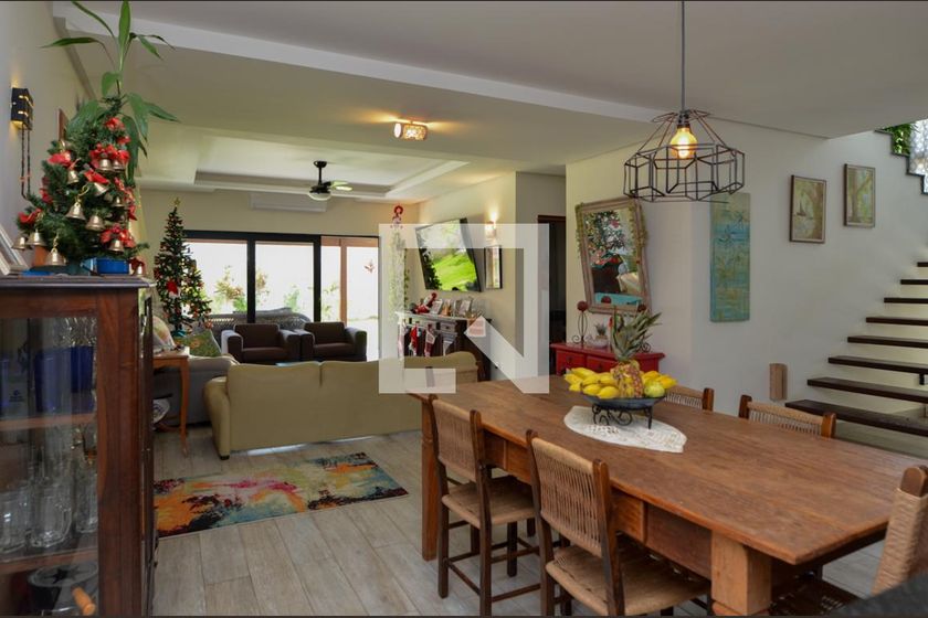 Casa, 5 quartos, 300 m² - Foto 1