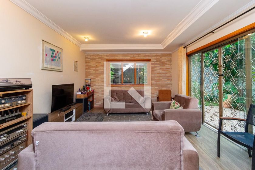 Casa, 3 quartos, 268 m² - Foto 1