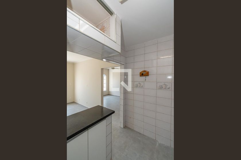 Casa à Venda - Jardim Flamboyant, 3 Quartos,  230 m2 em , Campinas - sp | SoloBR