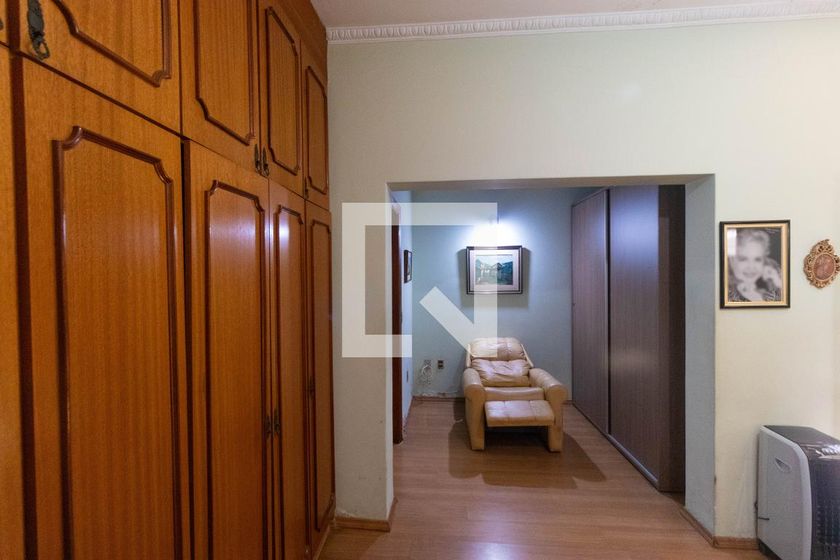 Casa à Venda - Cambuí, 4 Quartos,  340 m2 em , Campinas - sp | SoloBR