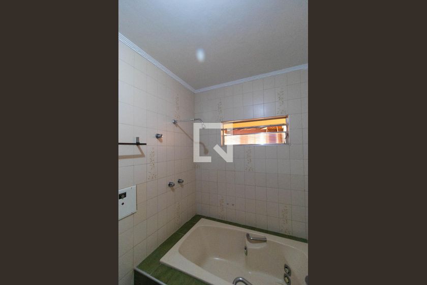 Casa à Venda - Cambuí, 4 Quartos,  340 m2 em , Campinas - sp | SoloBR