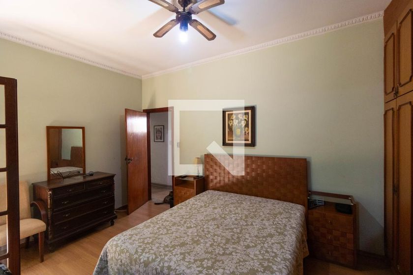 Casa à Venda - Cambuí, 4 Quartos,  340 m2 em , Campinas - sp | SoloBR