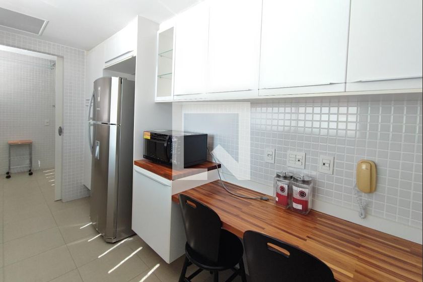 Apartamento à Venda - Cambuí, 2 Quartos,  151 m2 em , Campinas - sp | SoloBR