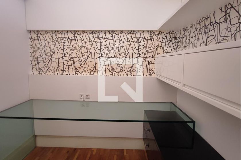 Apartamento à Venda - Cambuí, 2 Quartos,  151 m2 em , Campinas - sp | SoloBR
