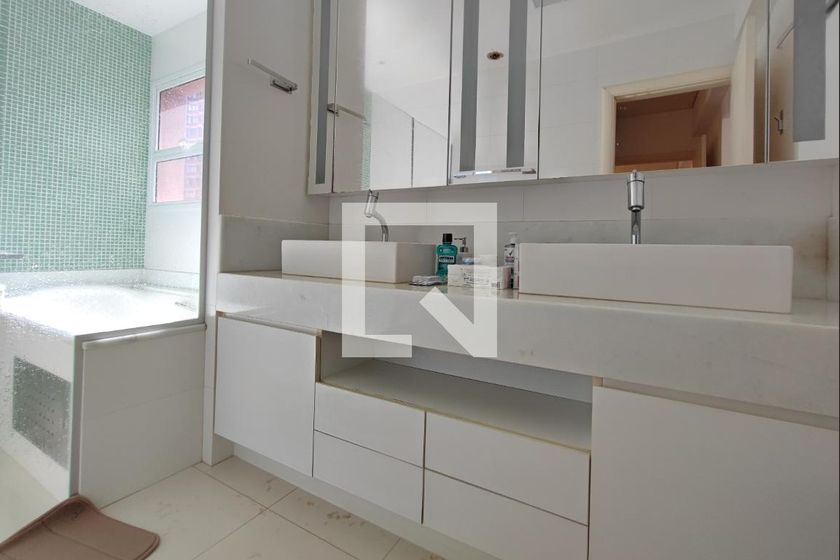 Apartamento à Venda - Cambuí, 2 Quartos,  151 m2 em , Campinas - sp | SoloBR