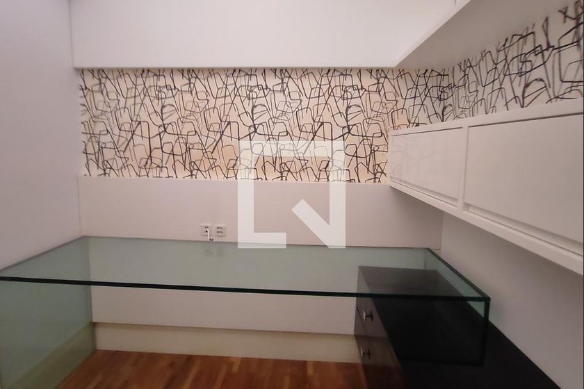Apartamento à Venda - Cambuí, 2 Quartos,  151 m2 em , Campinas - sp | SoloBR