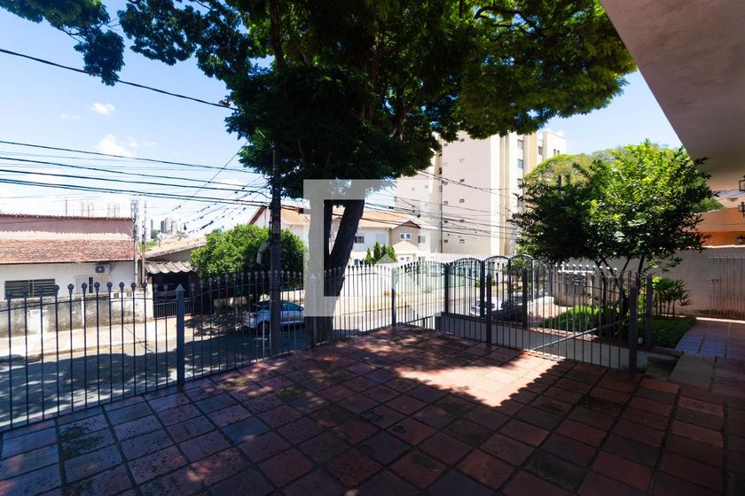 Casa à Venda - Jardim Flamboyant, 4 Quartos,  225 m2 em , Campinas - sp | SoloBR