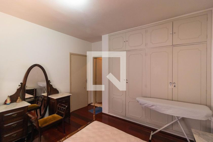 Casa à Venda - Jardim Flamboyant, 4 Quartos,  225 m2 em , Campinas - sp | SoloBR